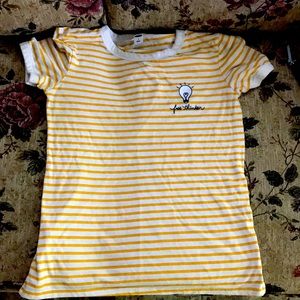 Yellow stripped tee